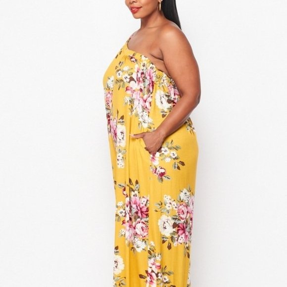 Floral print Beauty in a Jumpsuit - Picture 5 of 8